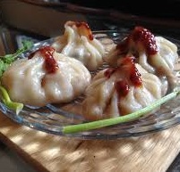 Momos